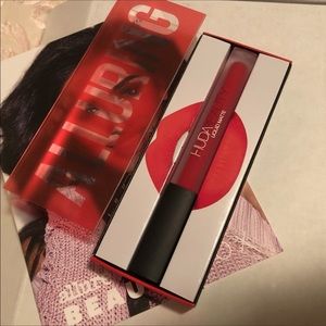 HUDA Beauty Liquid Matte Lipstick